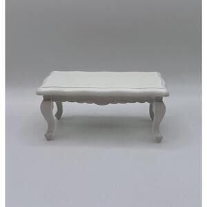 1:12 Dollhouse Miniature White Wood Coffee Table, Scalloped Edge Table for Doll
